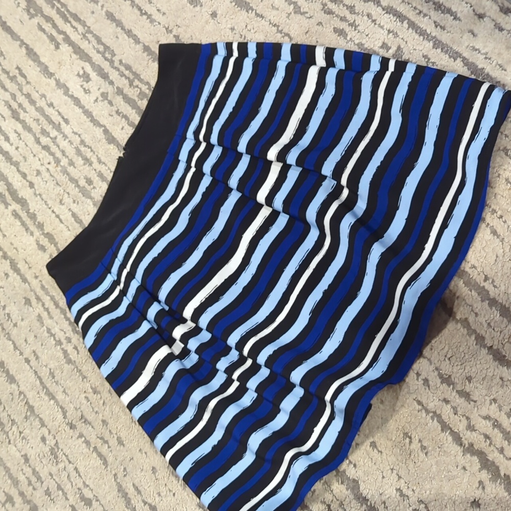 Chic by Jacob blue, white and black striped lined skirt with pockets